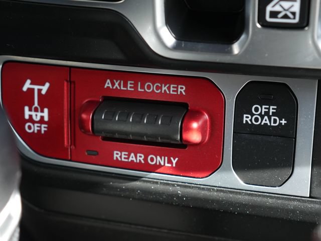 Used 2024 Jeep Wrangler Unlimited Sport AWD/4WD image 3