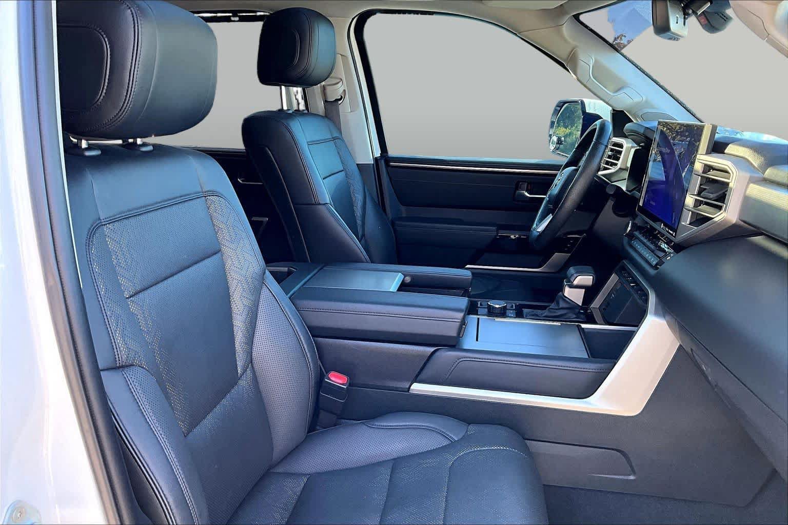 Used 2023 Toyota Sequoia Limited AWD/4WD image 8