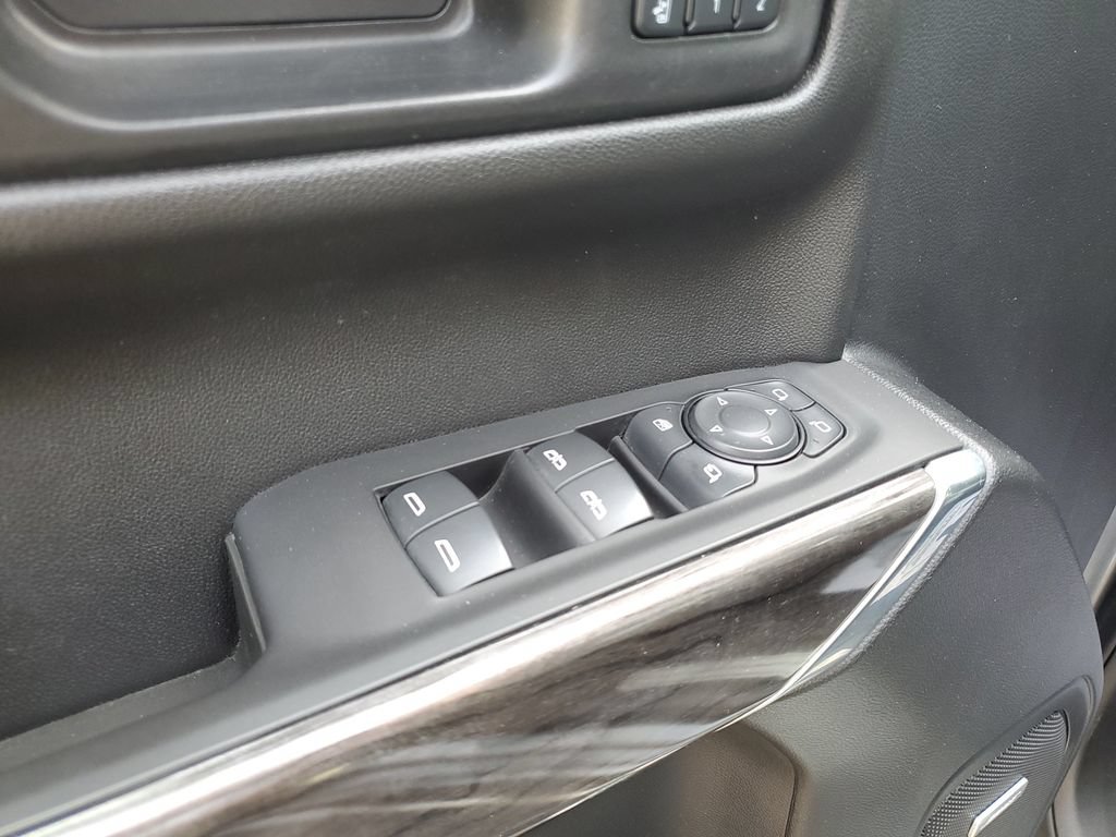 Used 2021 Chevrolet Silverado 1500 LTZ w/ Technology Package AWD/4WD image 30