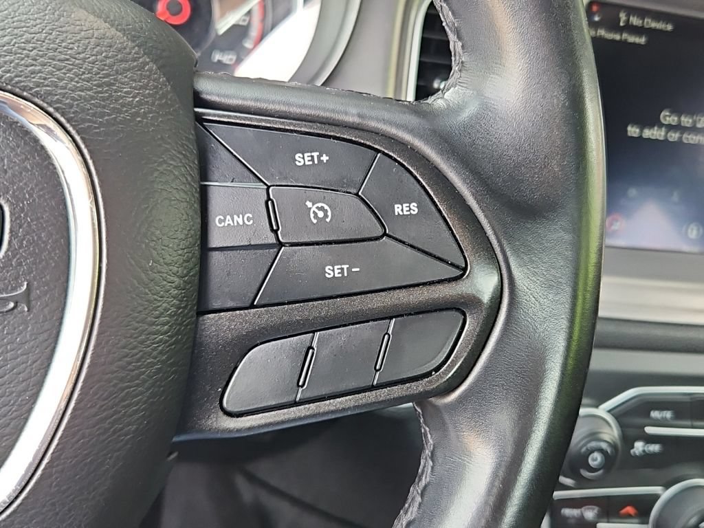 Used 2023 Dodge Charger SXT RWD image 12