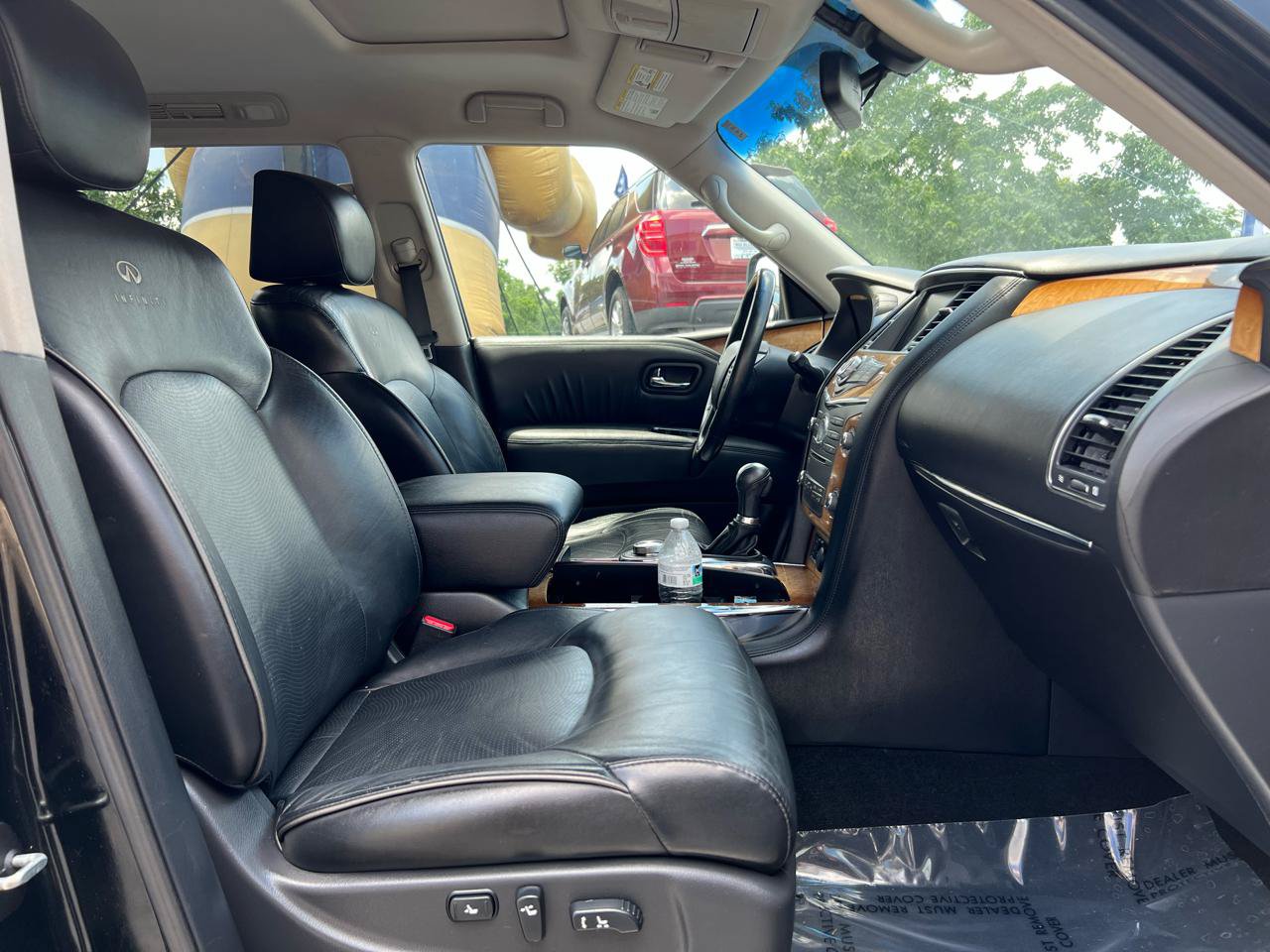 Used 2012 INFINITI QX56 4WD w/ Theater Pkg image 16