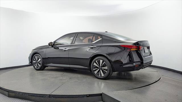 Used 2022 Nissan Altima 2.5 SV FWD image 4