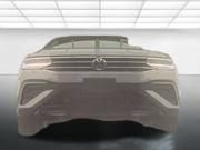 Used 2022 Volkswagen Tiguan SE image 3