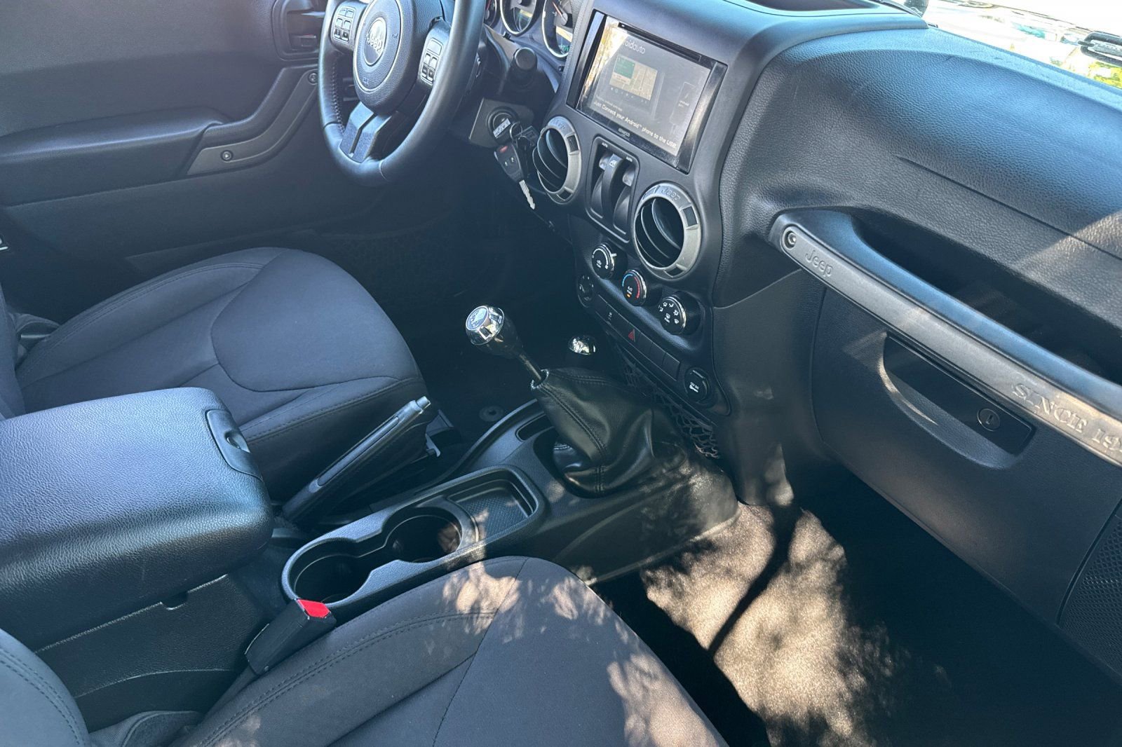 Used 2017 Jeep Wrangler Sport S w/ Quick Order Package 23S image 16