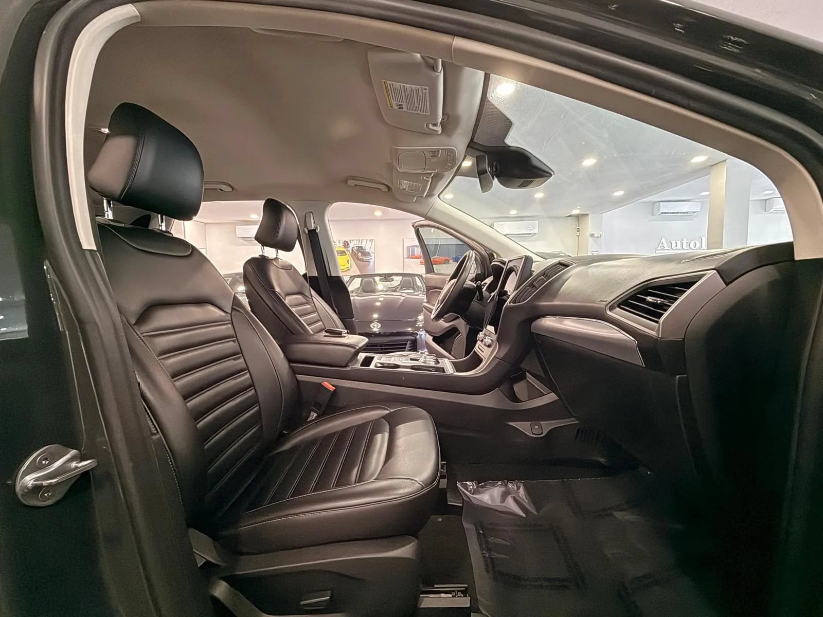 Used 2021 Ford Edge SEL FWD image 12