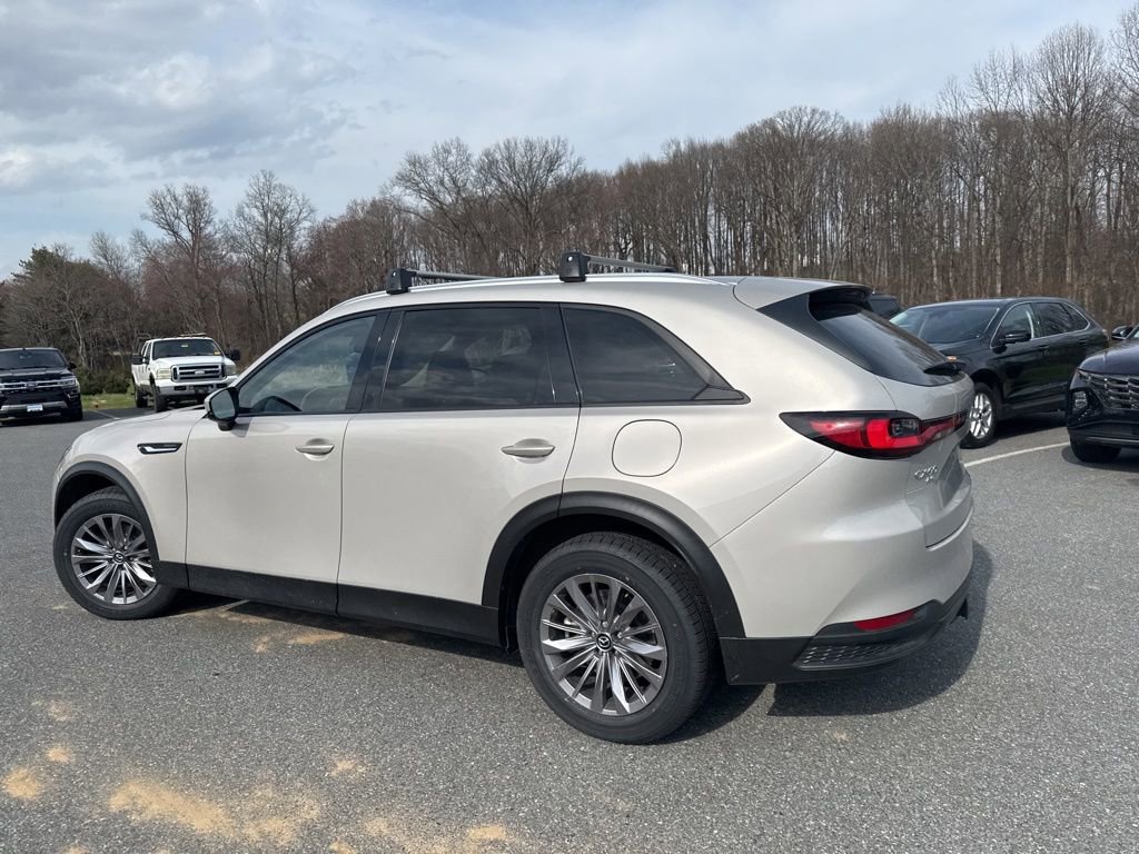Used 2024 MAZDA CX-90 Plug-In Hybrid w/ Preferred image 4