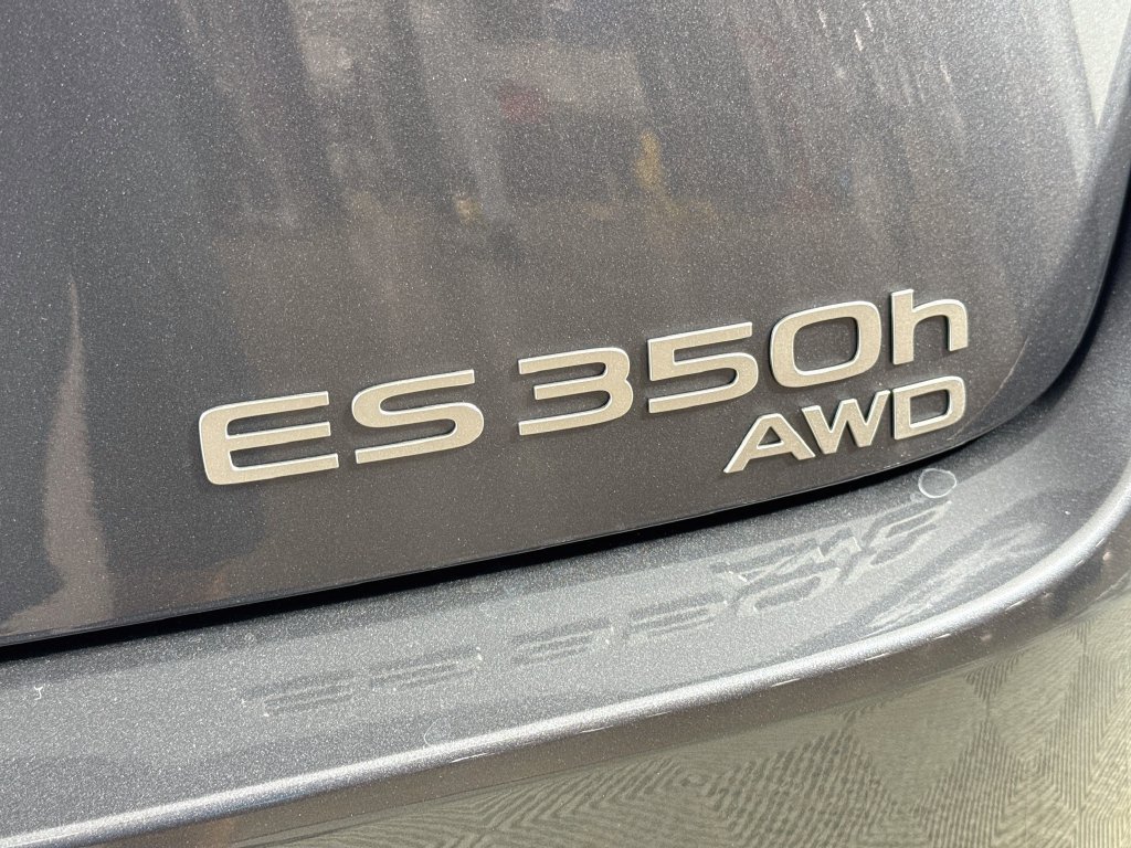 New 2026 Lexus ES 350h AWD w/ Accessory Package (Z2) image 22