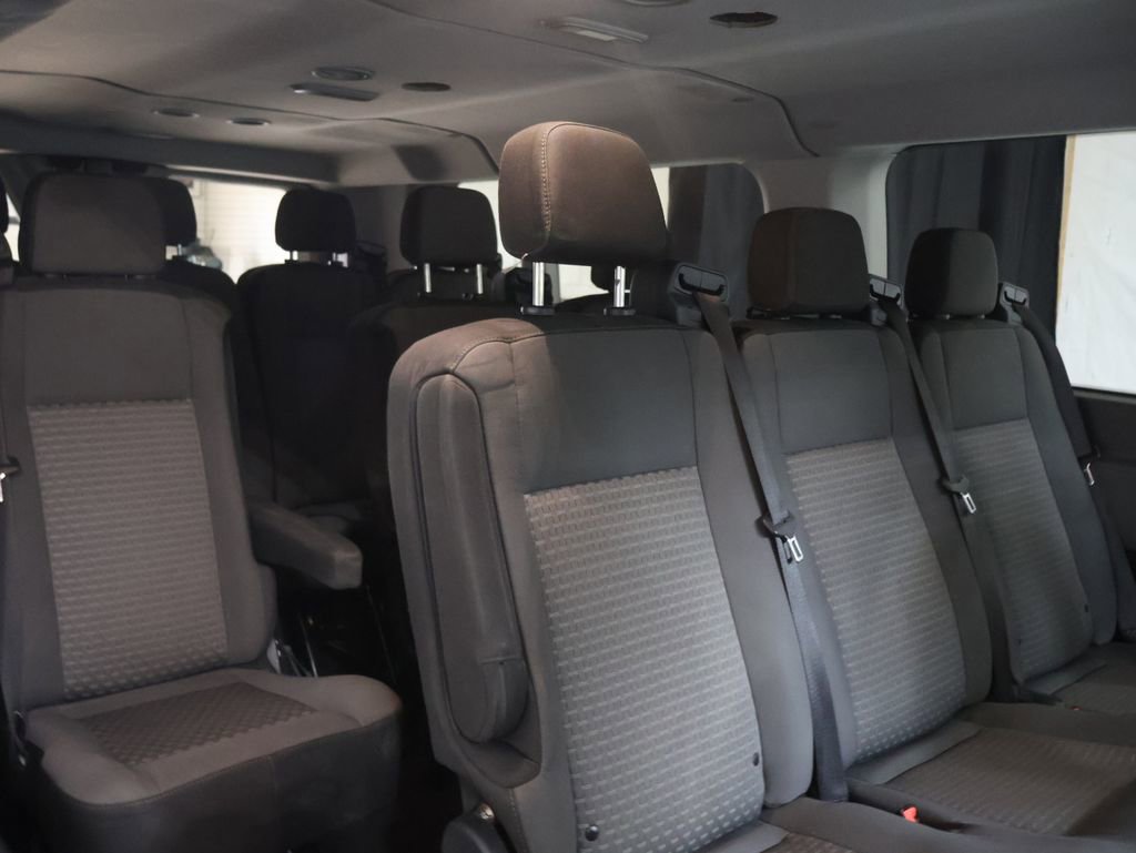 Used 2023 Ford Transit 350 XLT image 13