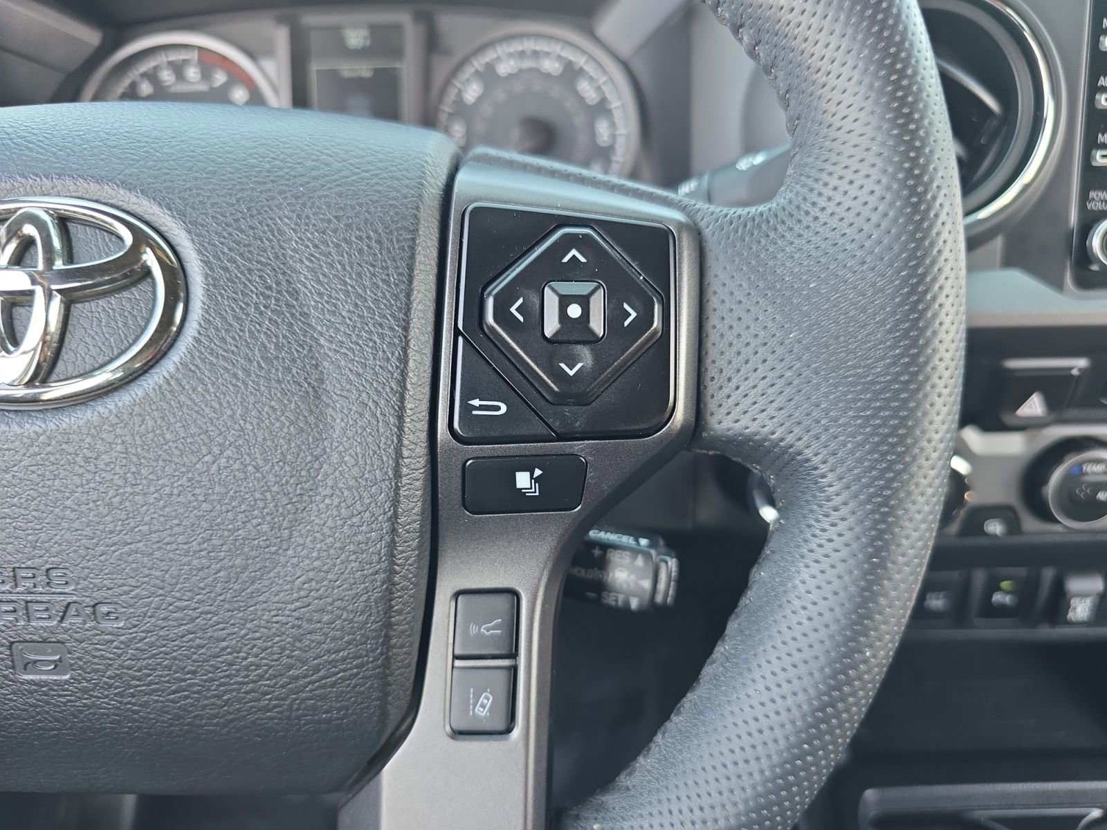 Certified 2023 Toyota Tacoma TRD Off-Road w/ TRD Premium Off Road Package image 22