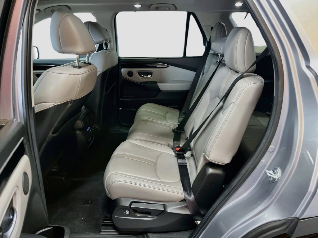 Used 2024 Honda Pilot Touring image 26