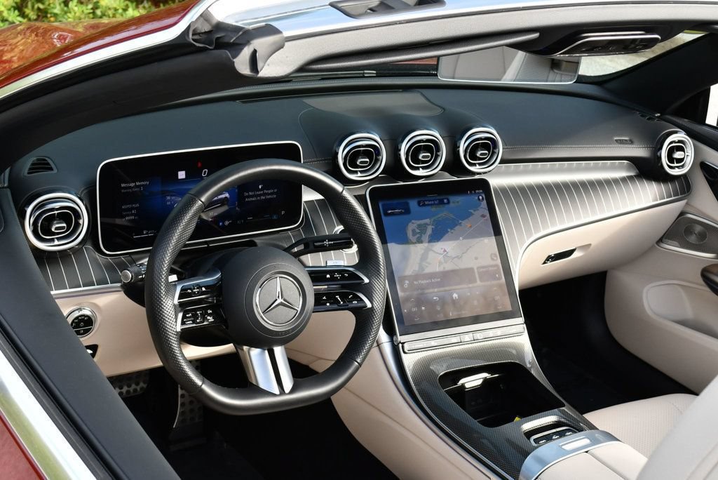 Used 2024 Mercedes-Benz CLE 300 4MATIC Cabriolet image 58