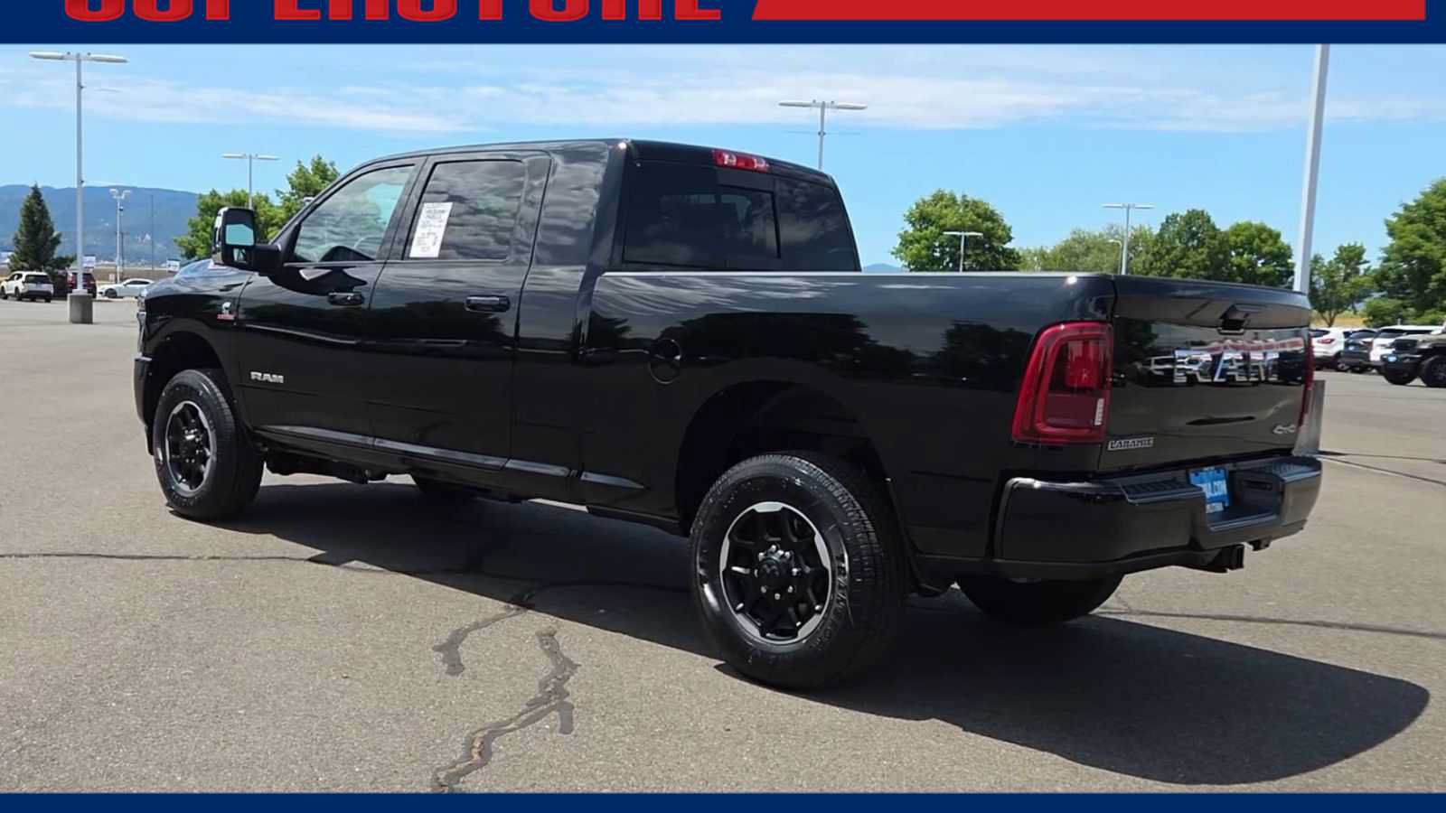 New 2026 RAM 3500 Laramie AWD/4WD image 6