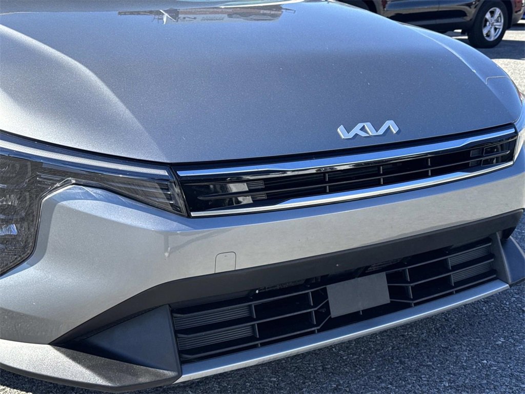 Certified 2025 Kia K4 EX image 3