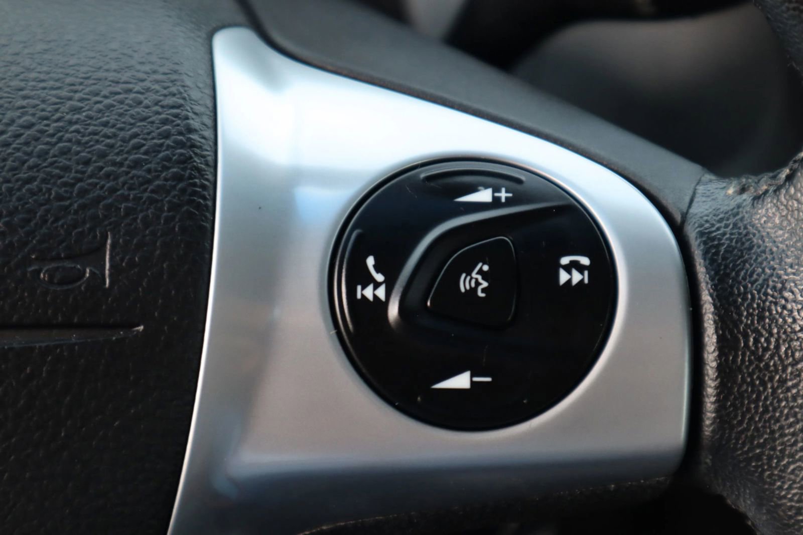 Used 2014 Ford Focus SE w/ Equipment Group 201A image 27