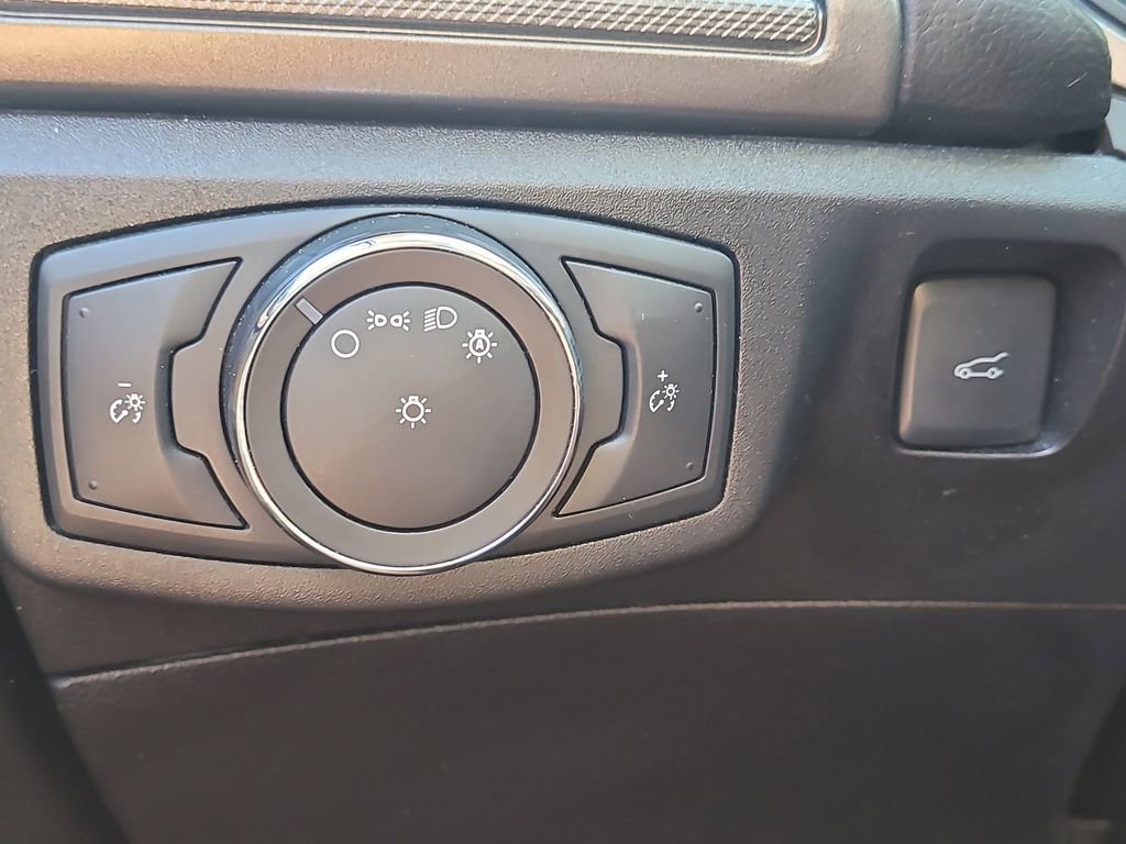 Used 2018 Ford Fusion S image 23