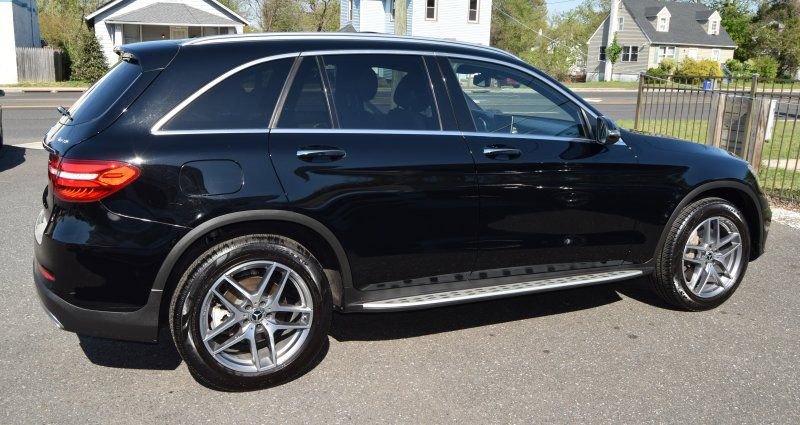 Used 2019 Mercedes-Benz GLC 300 4MATIC image 13