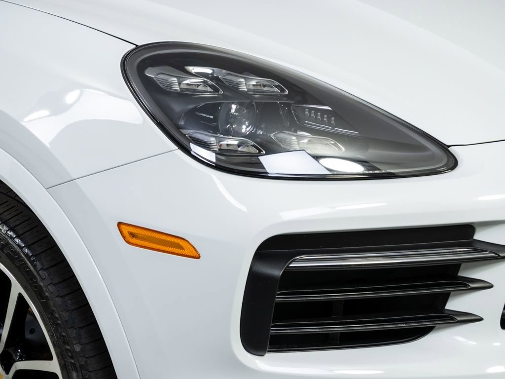 Used 2021 Porsche Cayenne Coupe image 38