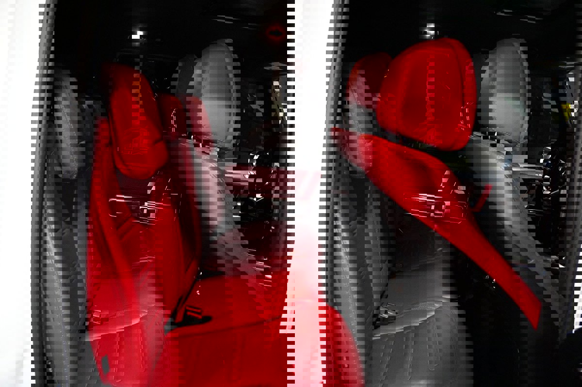 Used 2021 Mercedes-Benz G 550 image 24