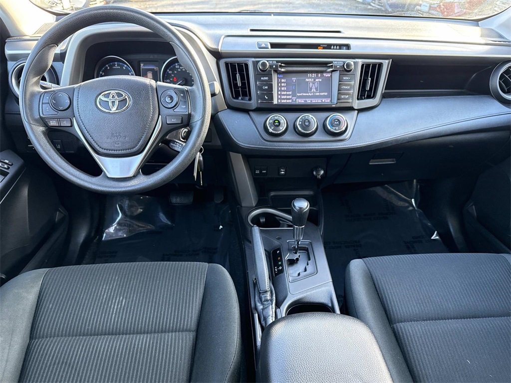 Used 2018 Toyota RAV4 LE image 2