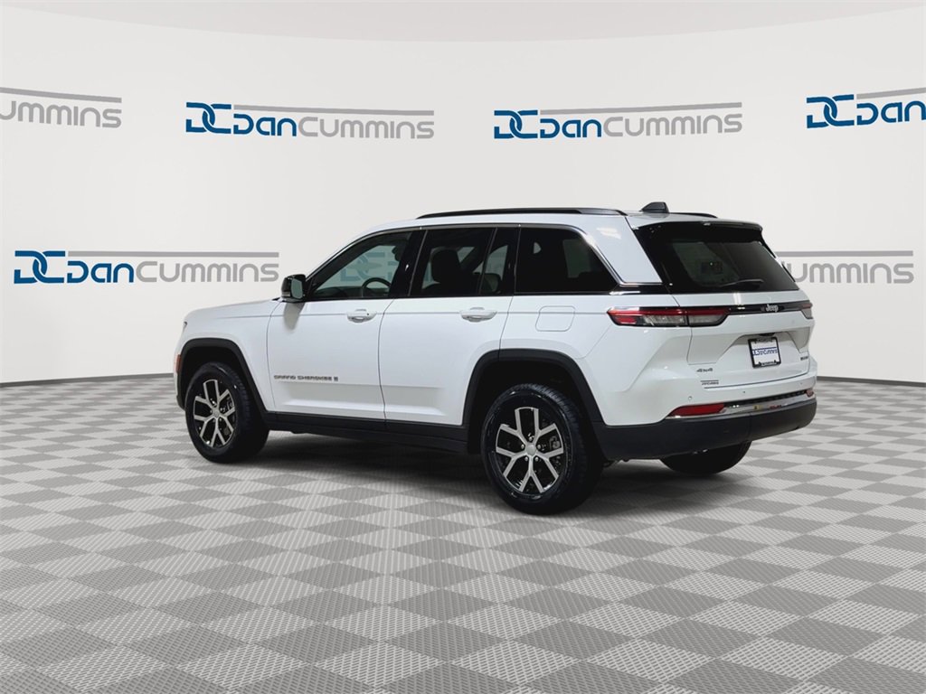 Used 2024 Jeep Grand Cherokee Limited image 7