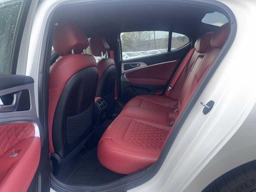 Used 2023 Genesis G70 3.3T w/ Sport Prestige Package image 7