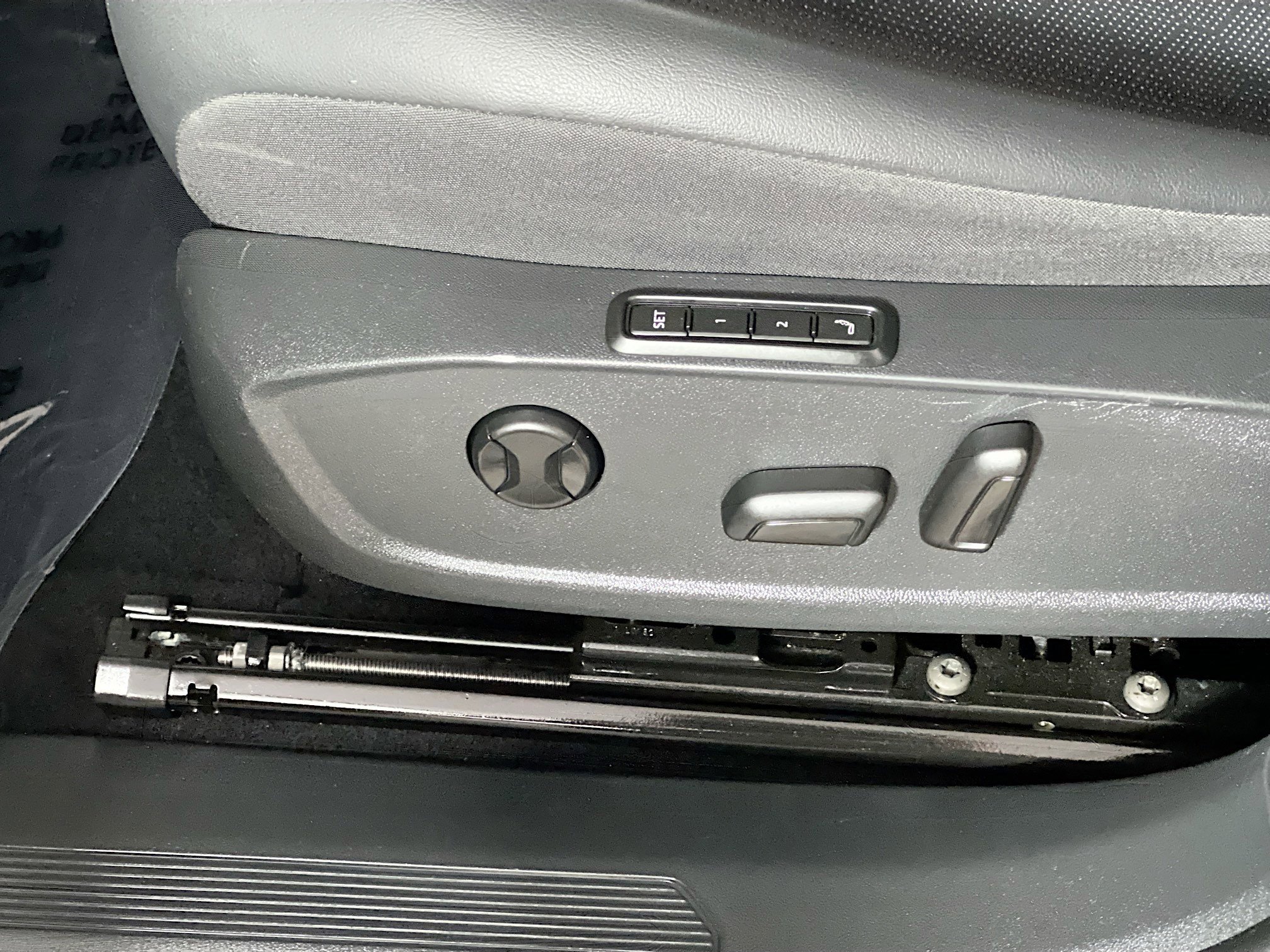 Used 2022 Volkswagen ID.4 Pro S image 16