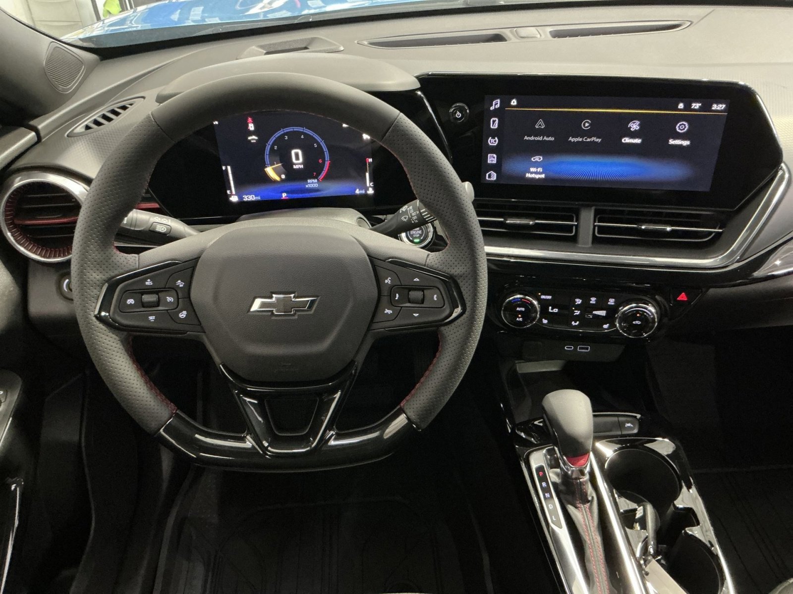 New 2026 Chevrolet Trax RS w/ Sunroof Package image 24