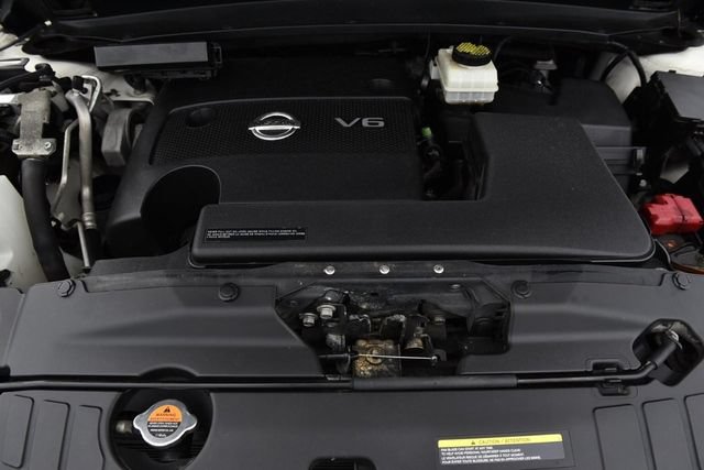 Used 2014 Nissan Pathfinder Platinum w/ Platinum Premium Package AWD/4WD image 33