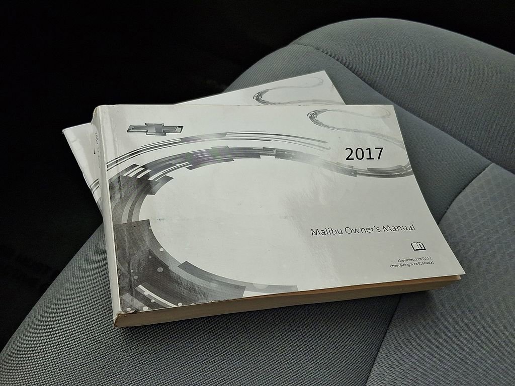 Certified 2017 Chevrolet Malibu LT image 26