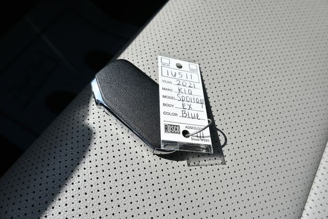 Used 2021 Kia Sportage EX FWD image 46