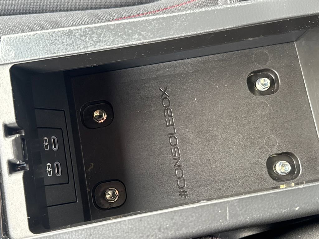 Used 2024 Toyota Prius Prime SE image 26