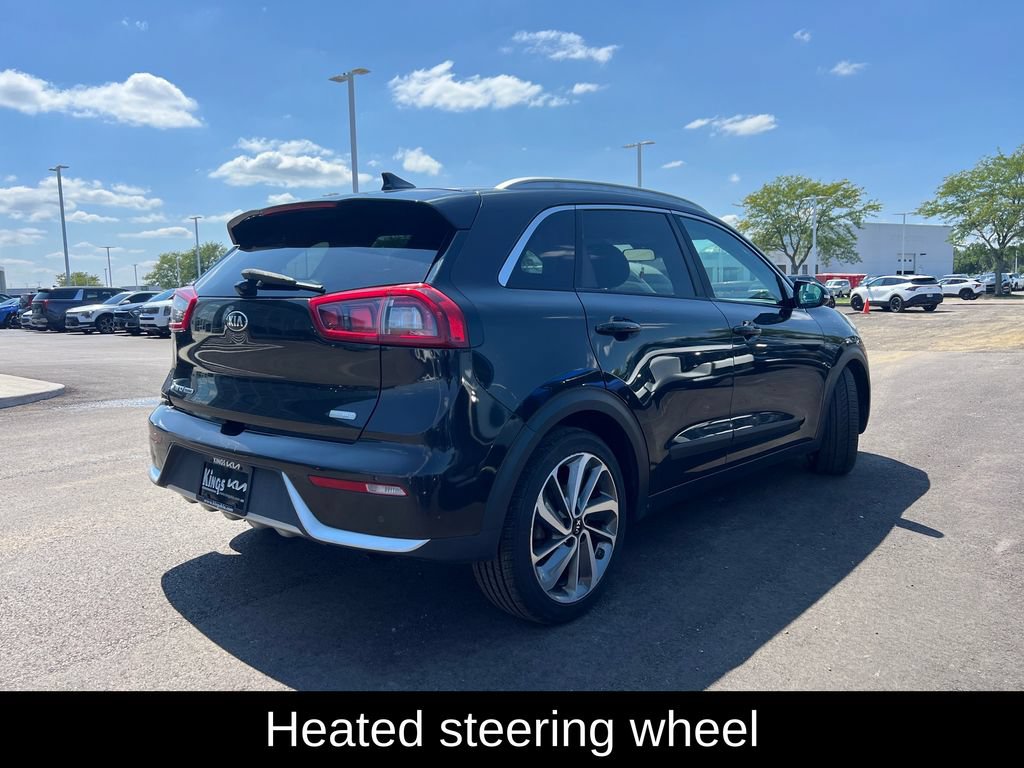 Used 2017 Kia Niro Touring w/ Advanced Technology Package FWD image 3