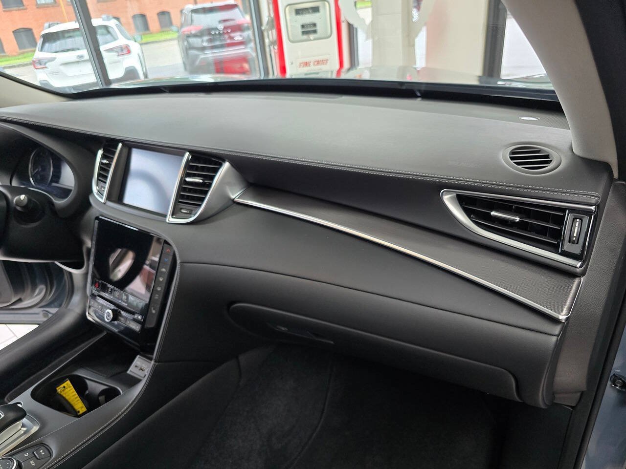 Used 2023 INFINITI QX50 Luxe AWD/4WD image 37