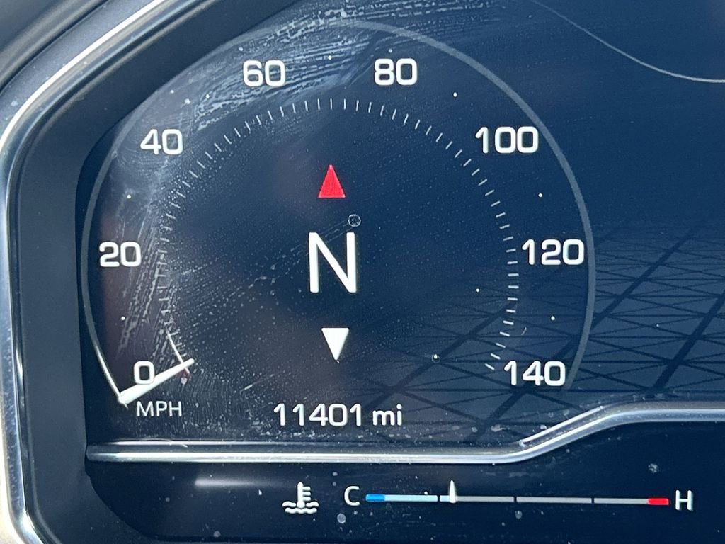 Used 2025 GMC Sierra 1500 AT4 w/ Technology Package image 12