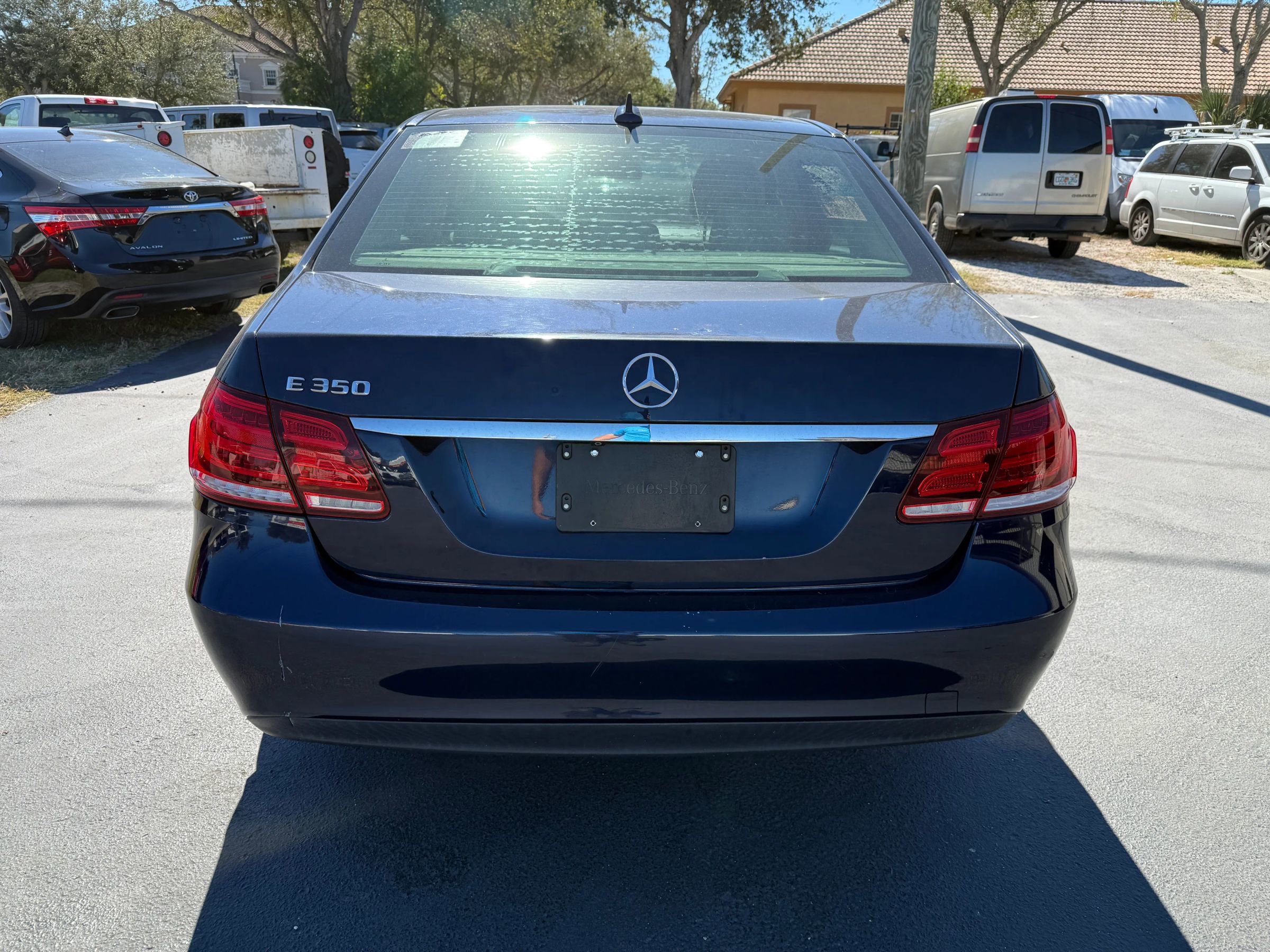 Used 2014 Mercedes-Benz E 350 Sedan image 4