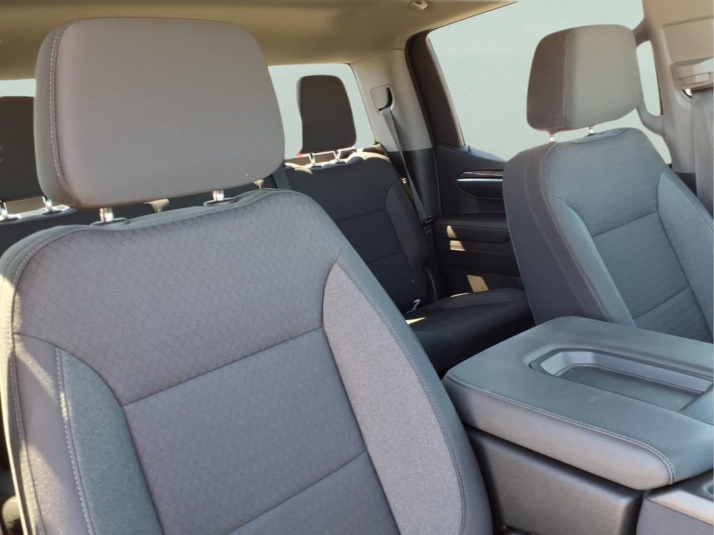 Used 2023 Chevrolet Silverado 1500 LT RWD image 17