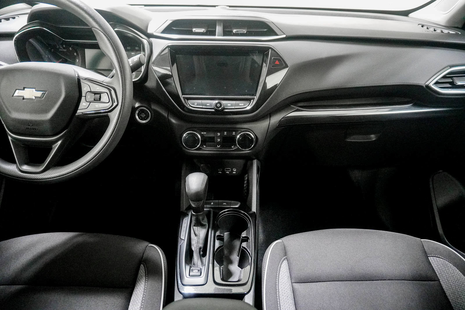 Used 2022 Chevrolet TrailBlazer LT w/ Convenience Package FWD image 20