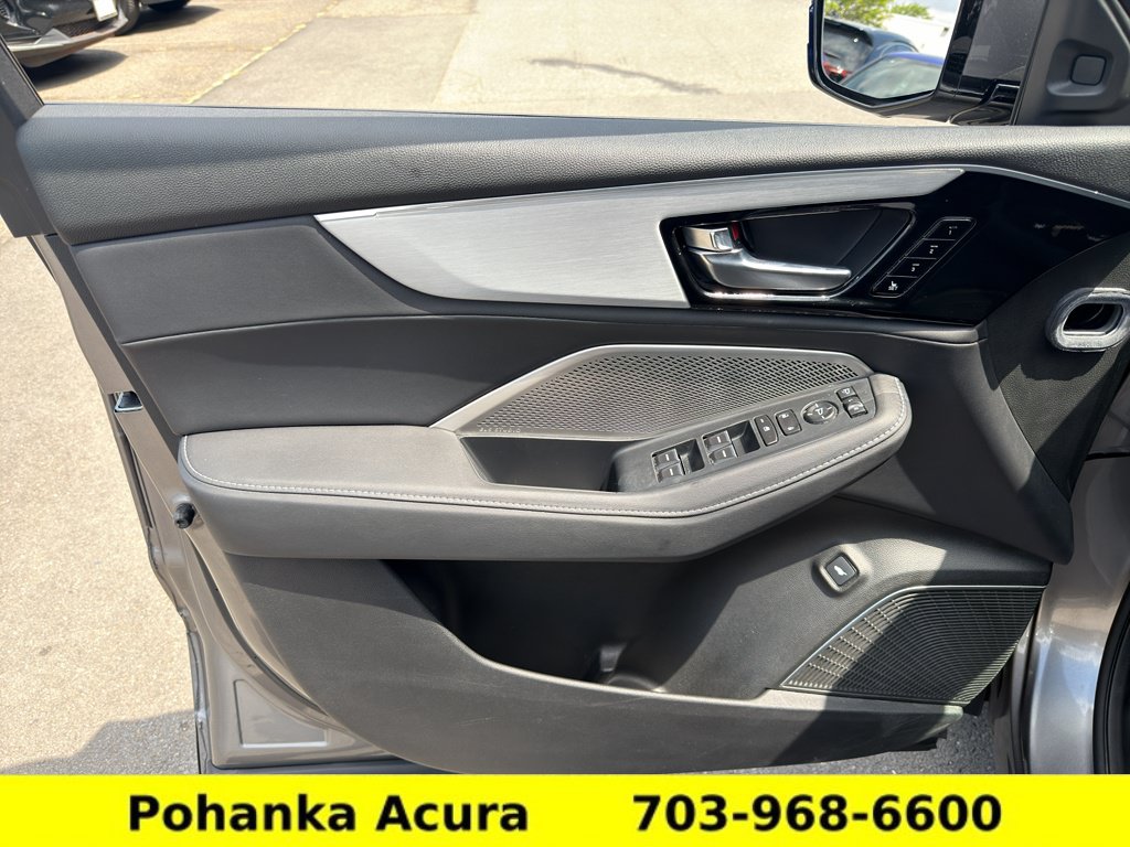 Used 2024 Acura MDX w/ Technology Package AWD/4WD image 21