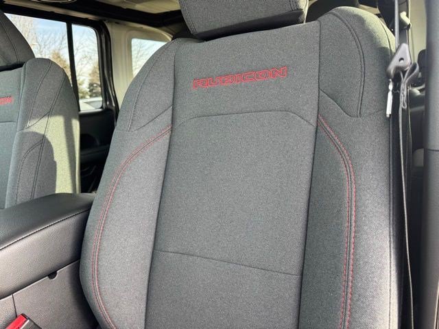 New 2026 Jeep Wrangler Unlimited Rubicon w/ Safety Group AWD/4WD image 28