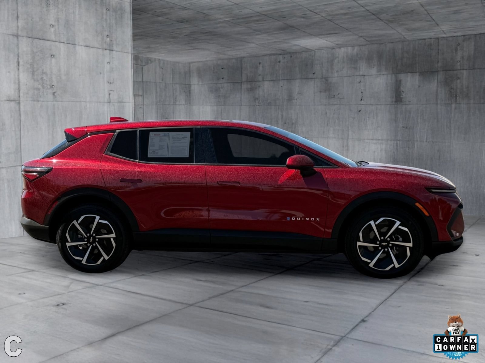 Certified 2025 Chevrolet Equinox EV LT FWD image 8