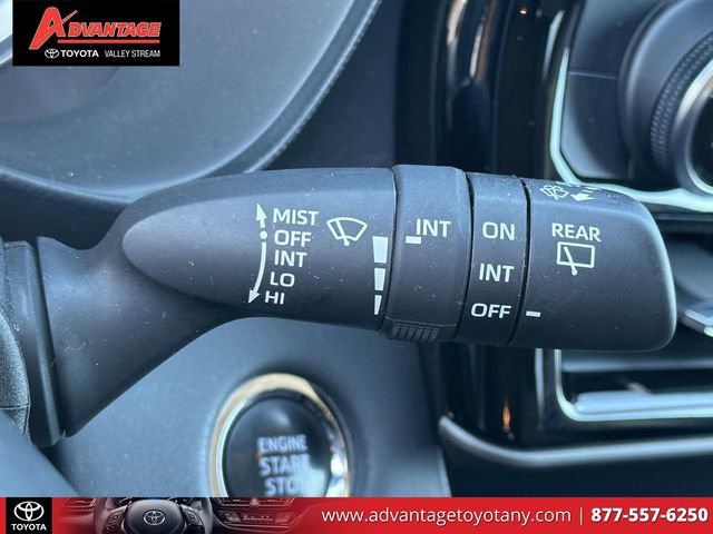 Used 2023 Toyota Highlander LE image 27