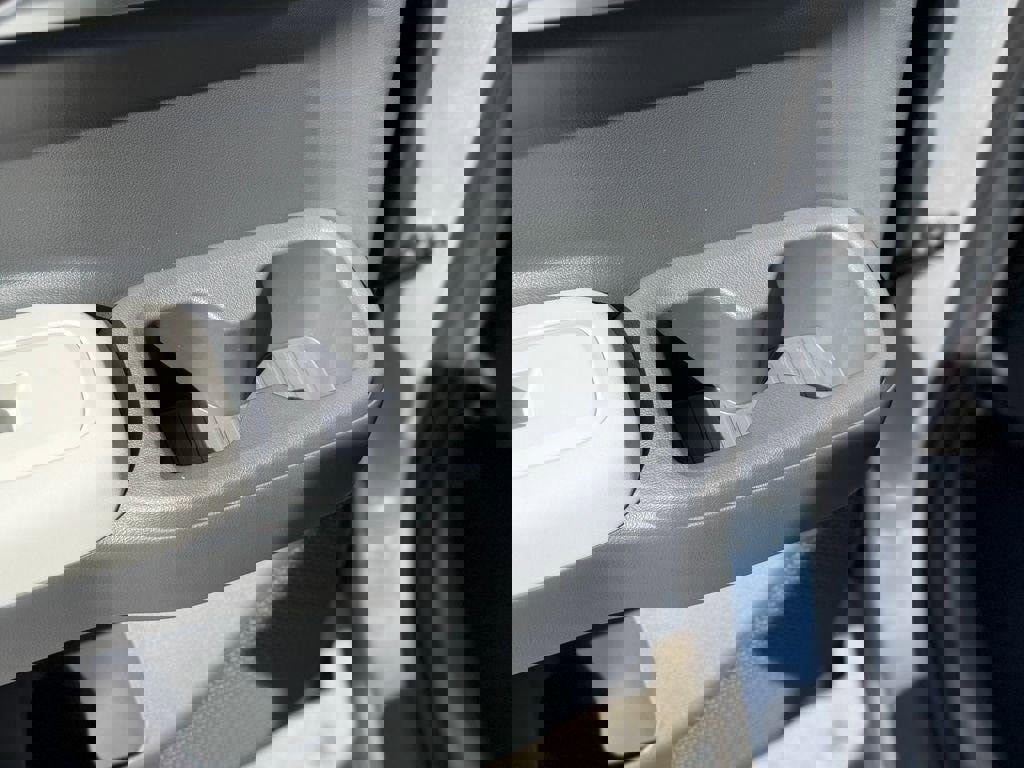 New 2026 Hyundai Santa Fe SE image 16