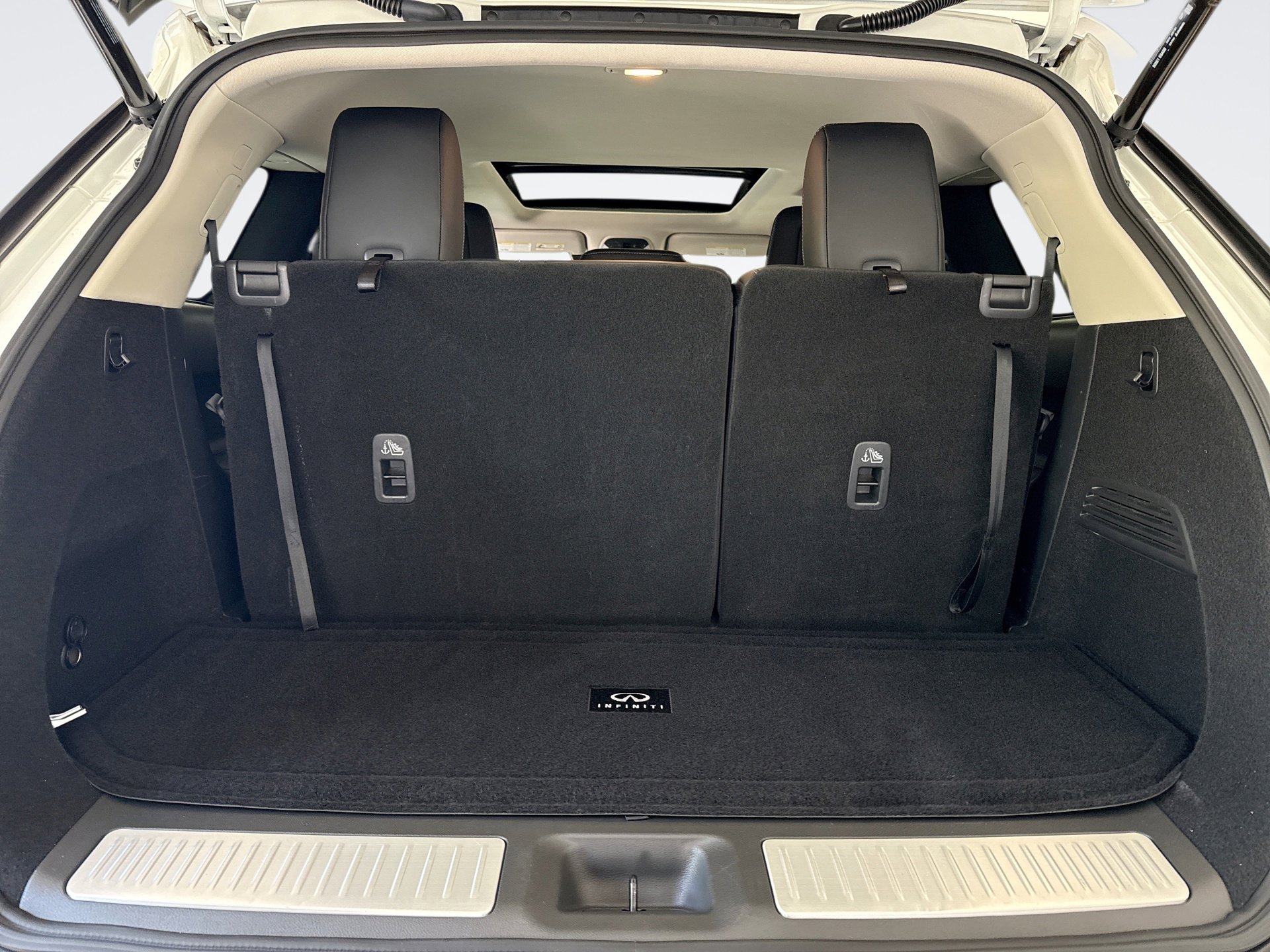 Used 2023 INFINITI QX60 Luxe w/ Cargo Package image 21