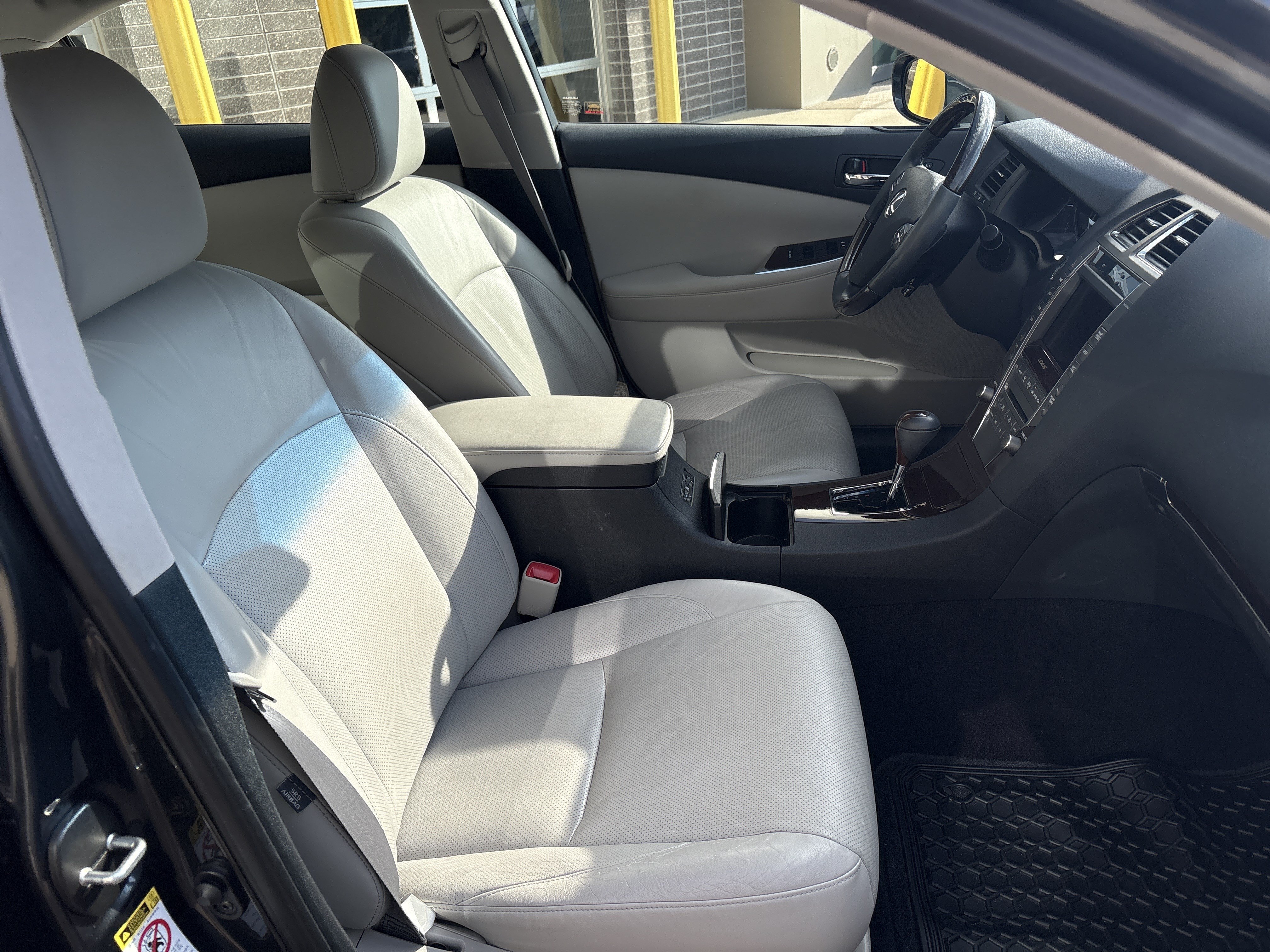 Used 2011 Lexus ES 350 w/ Preferred Accessory Package FWD image 33