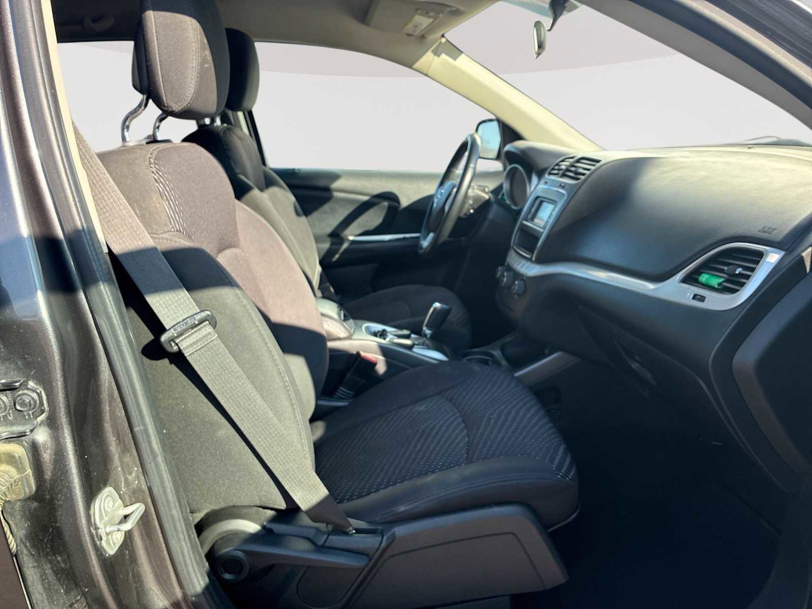 Used 2018 Dodge Journey SXT w/ Connectivity Group image 26