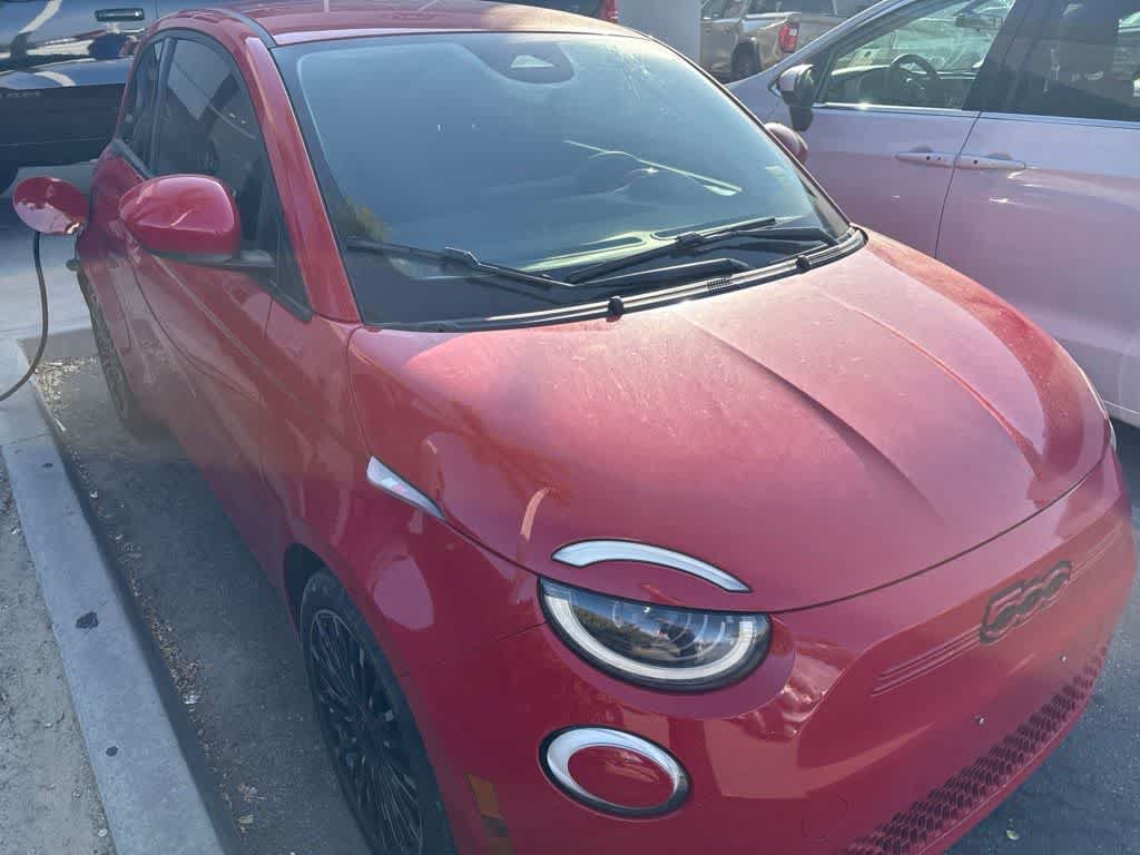 Certified 2024 FIAT 500 e (RED) FWD image 3