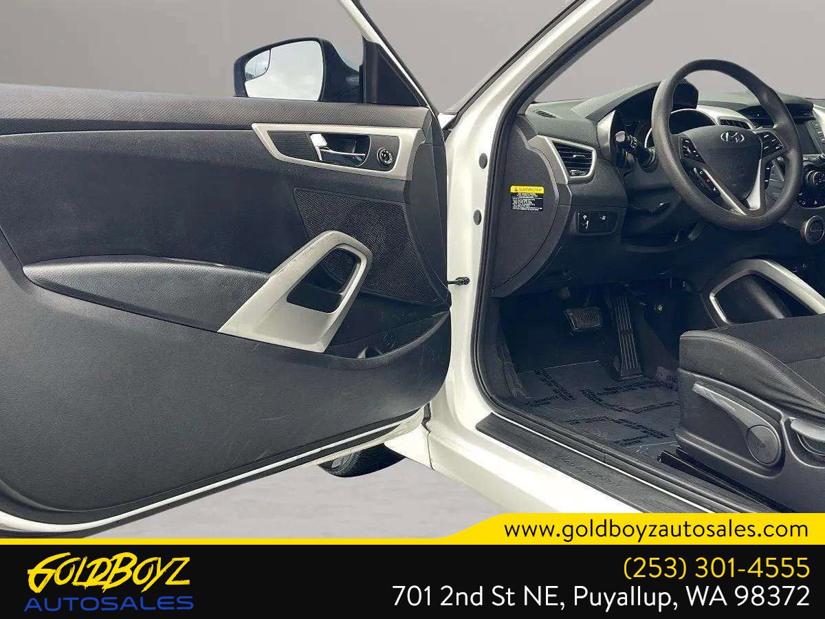 Used 2014 Hyundai Veloster image 11
