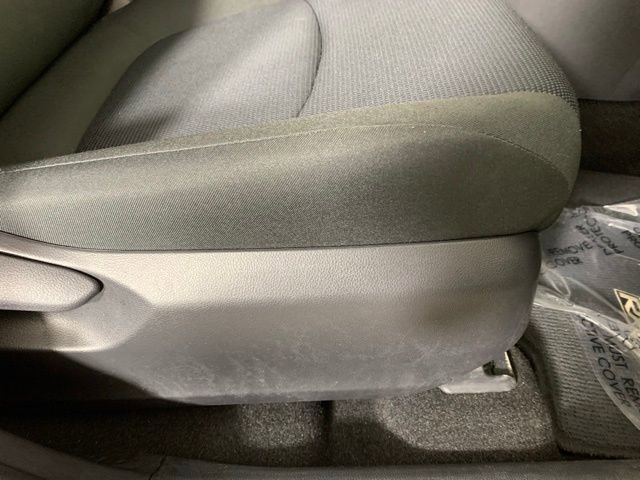 Used 2025 Toyota RAV4 LE AWD/4WD image 25