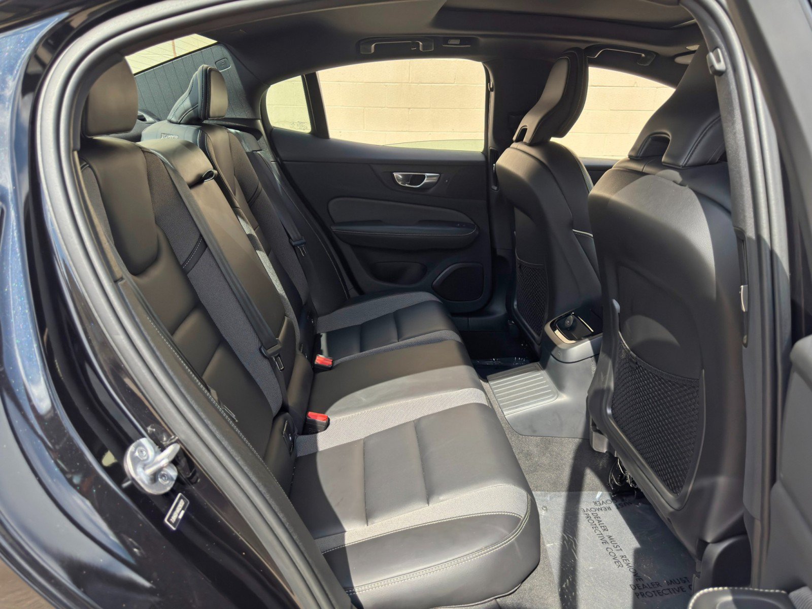 Used 2024 Volvo S60 T8 Plus AWD/4WD image 39