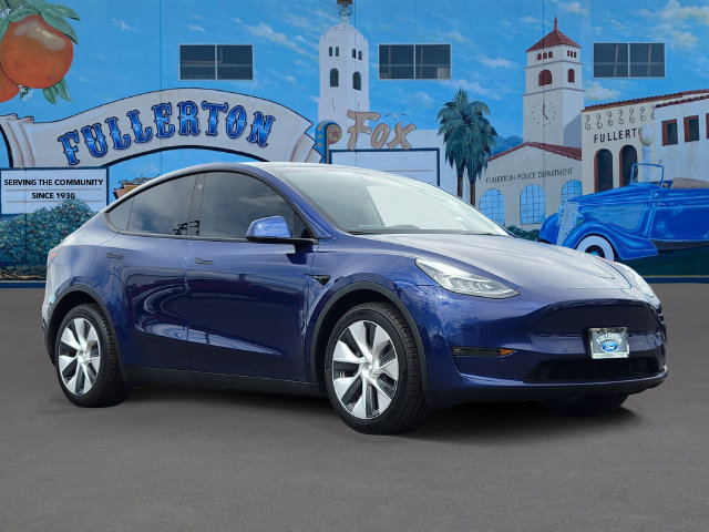 Used 2022 Tesla Model Y Long Range AWD/4WD image 1